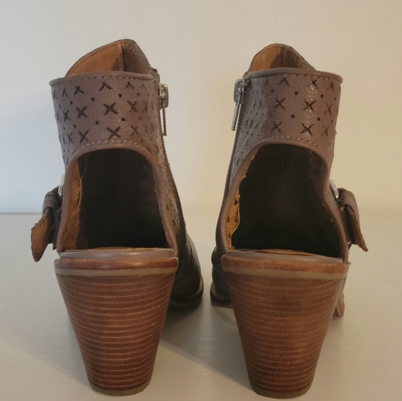 Dolce Vita Open heal buckle boot Sz 9 - Picture 5 of 8